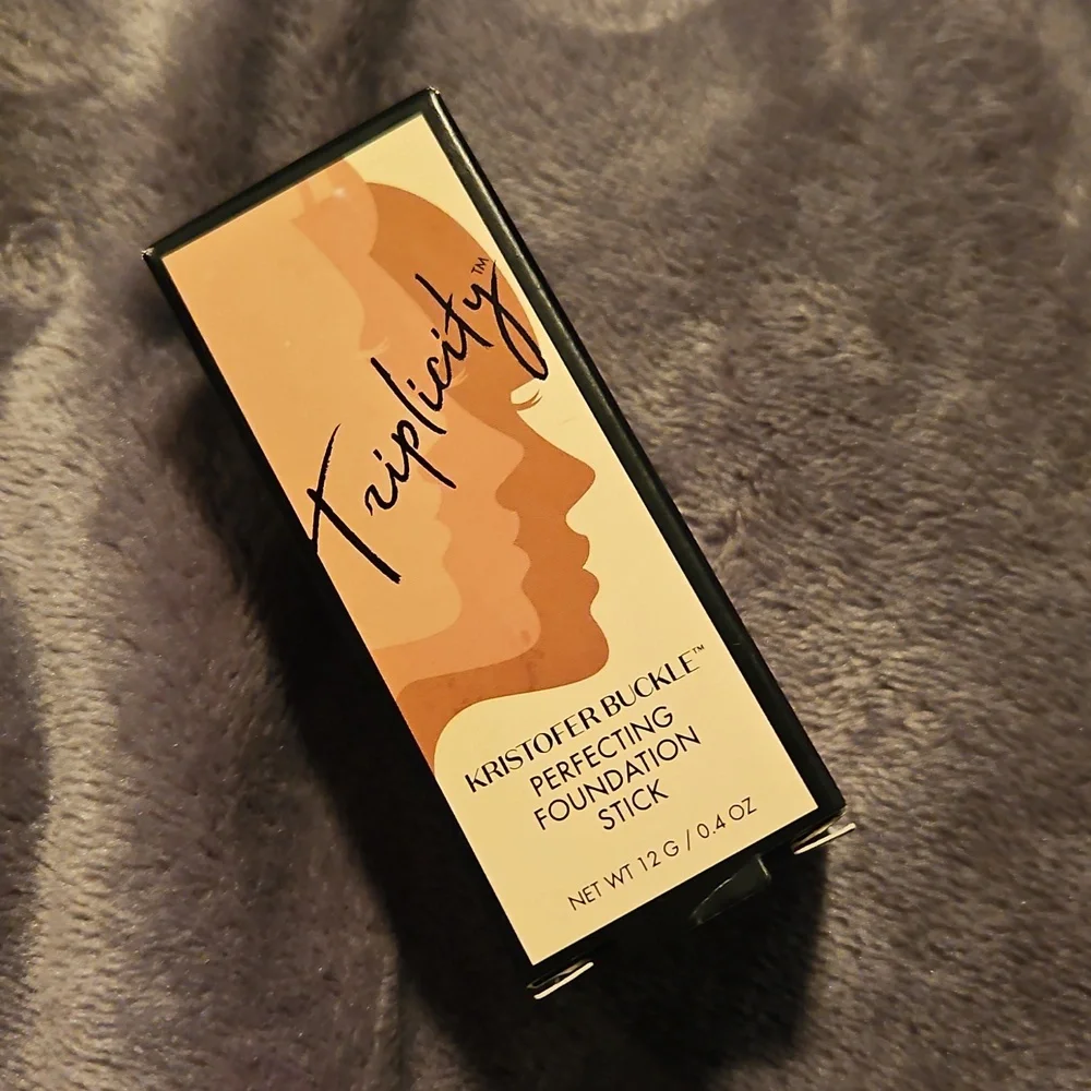 🆕️ Kristofer Buckle Perfecting Foundation Stick FAIR